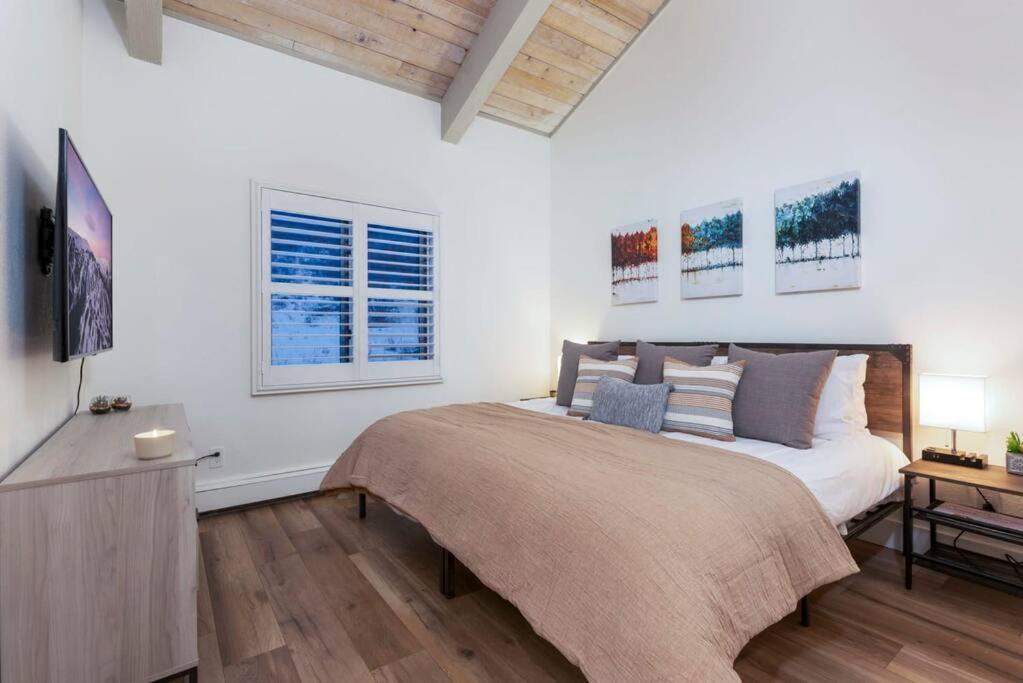 Updated 3 Bedroom 2 Ba With Pool & Hot Tub - Stunning Mountain Views! Snowmass Village Exterior photo